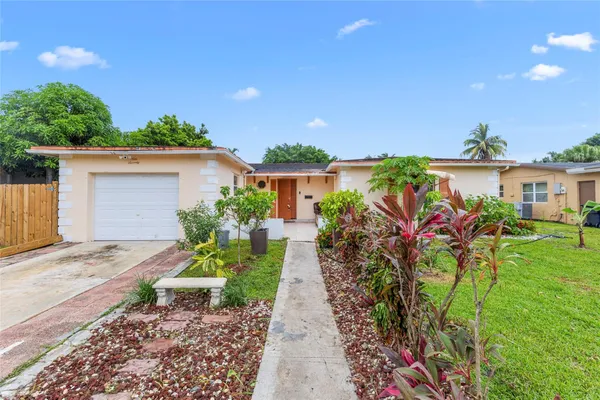 $515,900 | 970 Southwest 67th Avenue, North Lauderdale, FL 33068
