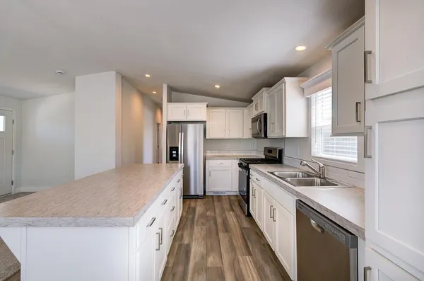 $204,900 | 1650 Villa Avenue, Unit 48, Clovis, CA 93612