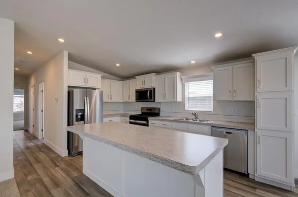 $204,900 | 1650 Villa Avenue, Unit 48, Clovis, CA 93612