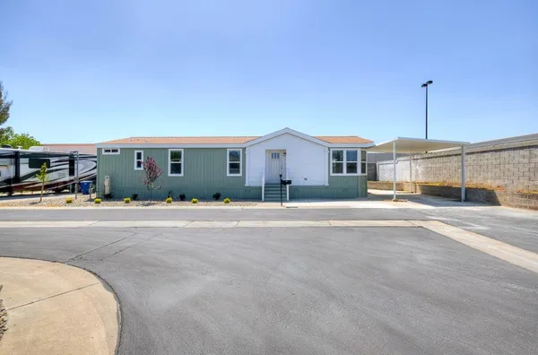 $204,900 | 1650 Villa Avenue, Unit 48, Clovis, CA 93612