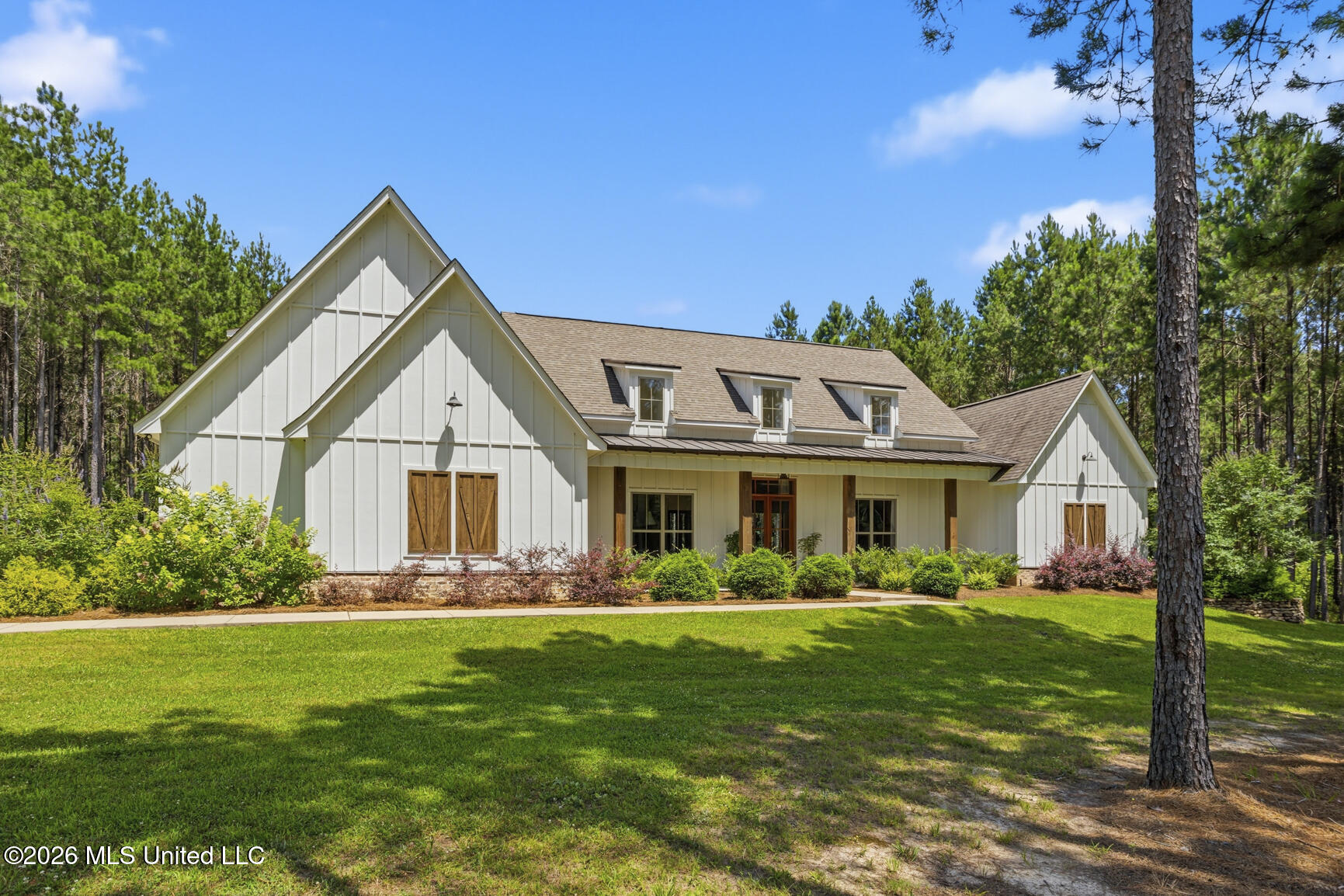 790 Clover Rdg Way Brandon, MS 39047 - Photo 2 of 65 790 Clover Ridge way_jhookphotos-3