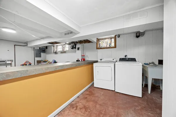 $575,000 | 1215 Linden Avenue, Oak Park, IL 60302