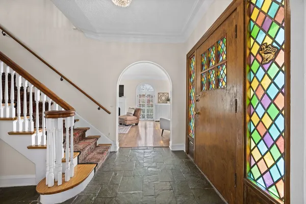 $575,000 | 1215 Linden Avenue, Oak Park, IL 60302