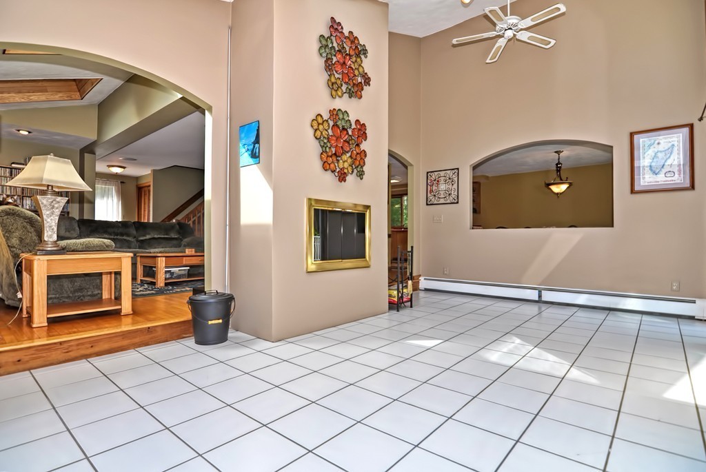 24 Fowler Street Upton, MA 01568 - Photo 6 of 30