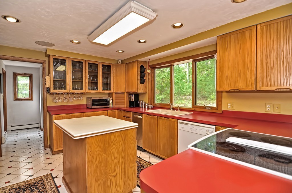 24 Fowler Street Upton, MA 01568 - Photo 8 of 30