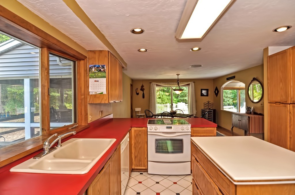 24 Fowler Street Upton, MA 01568 - Photo 10 of 30