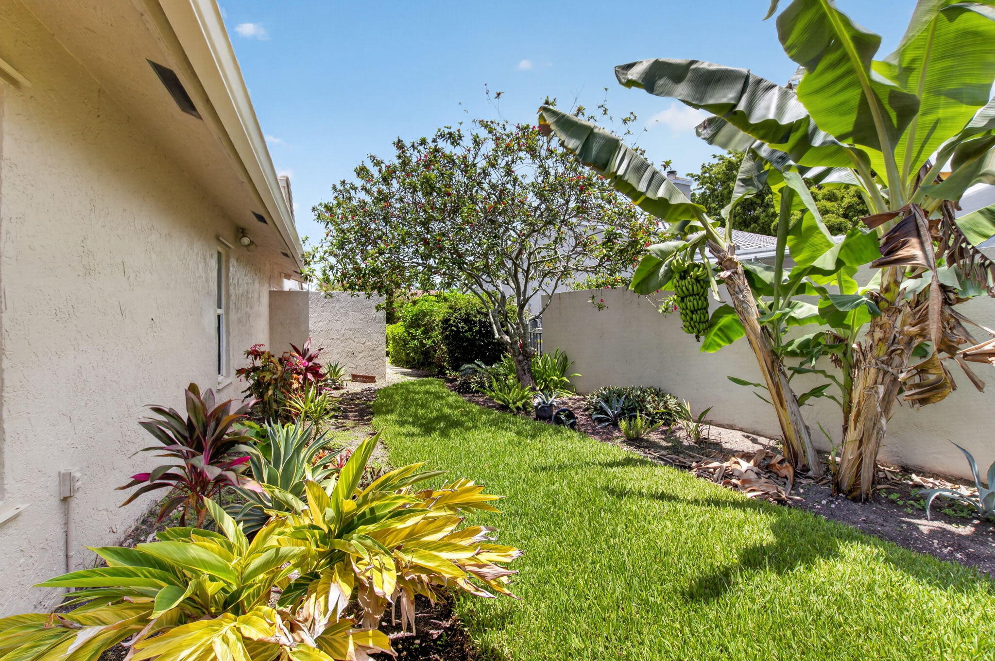 7082 Northwest 3rd Avenue Boca Raton, FL 33487 - Photo 53 of 69 52-web-or-mls-DSC_1645