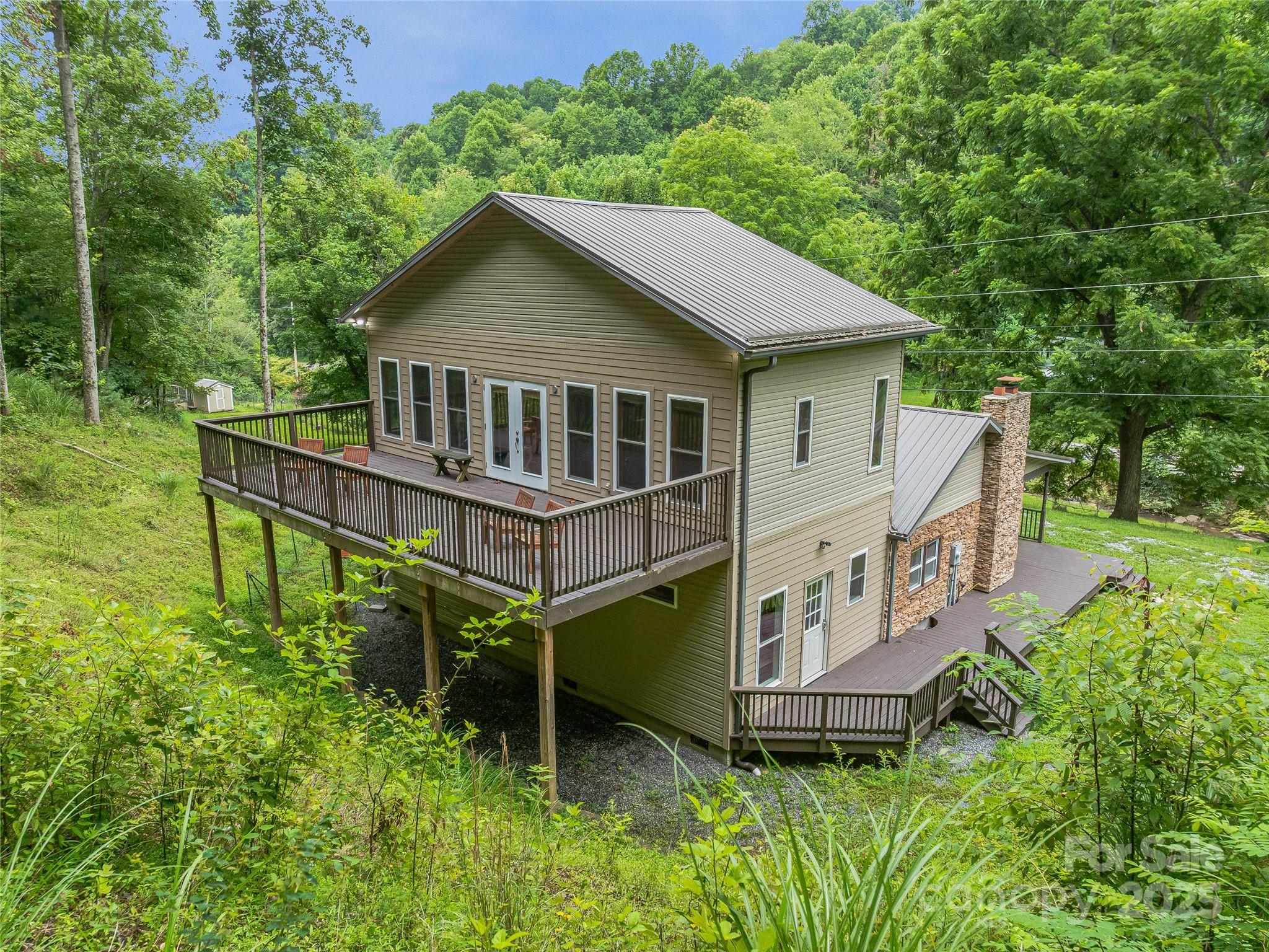 2670 East Fork Road Marshall, NC 28753 - Photo 28 of 46 Gallery Image 28