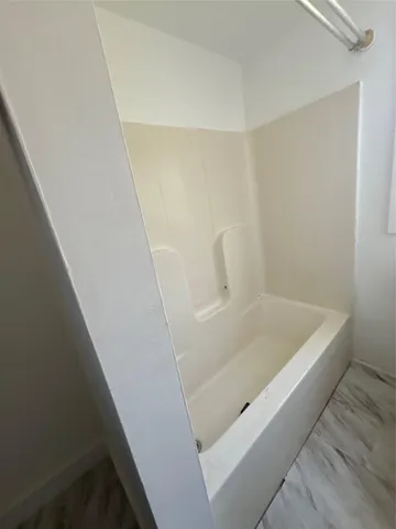 $2,300,000 | 39 Halsey Avenue, Southampton, NY 11968