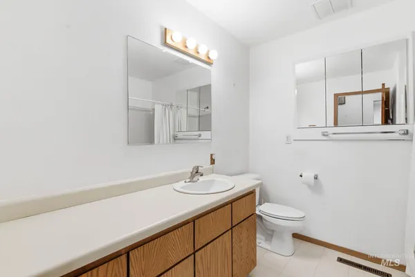 $750,000 | 28656 Old Highway 30, Caldwell, ID 83607