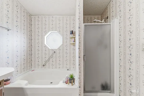 $750,000 | 28656 Old Highway 30, Caldwell, ID 83607