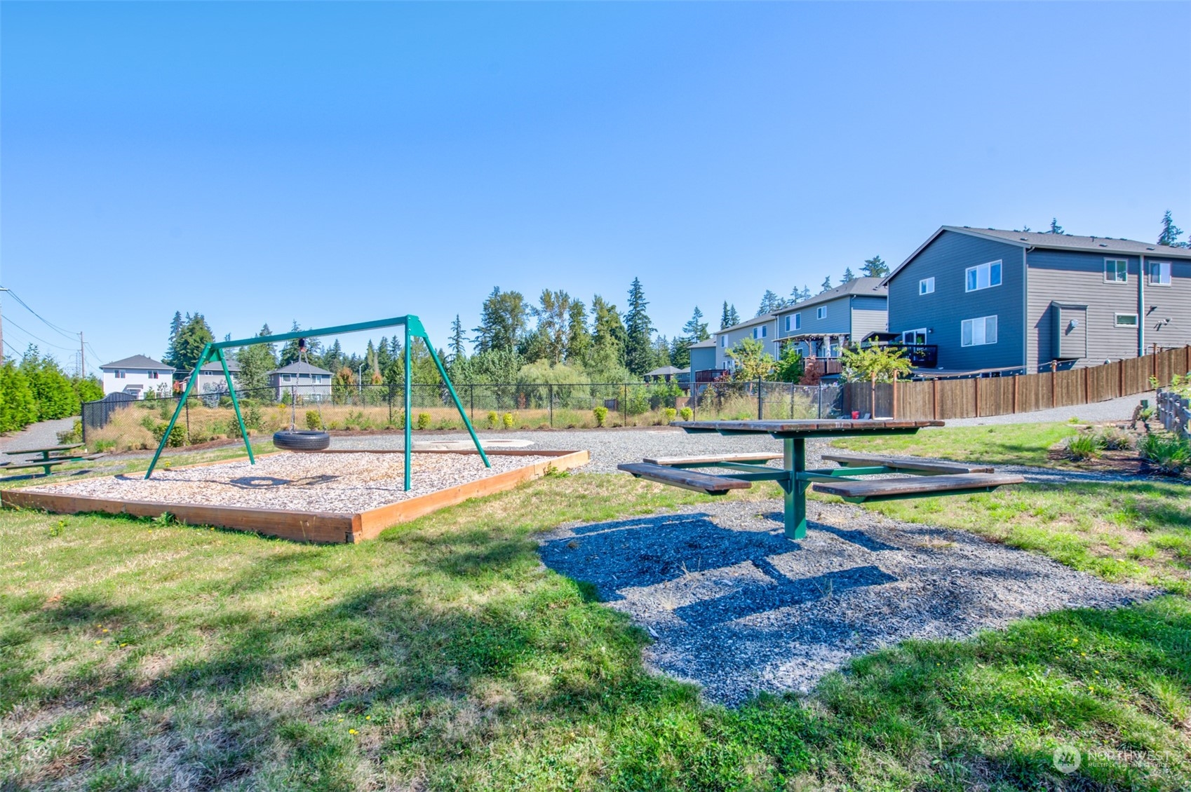 21314 43rd Drive Southeast Bothell, WA 98021 - Photo 37 of 38 a view of a garden with a house