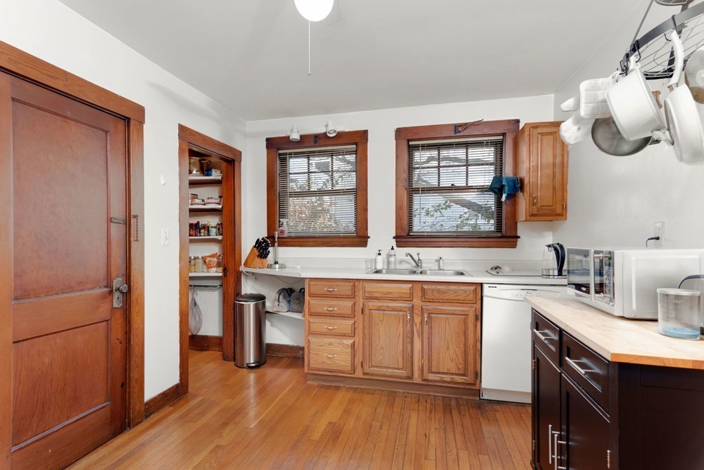 39-41 Egerton Road Arlington, MA 02474 - Photo 9 of 21 Gallery Image 9