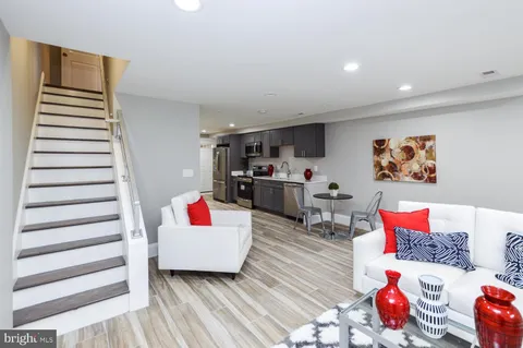 $1,290,000 | 35 T Street Northwest, Washington, DC 20001