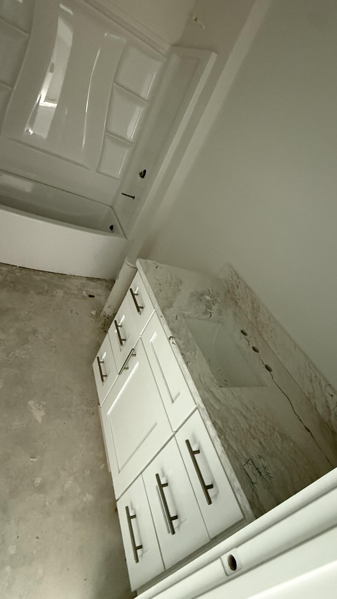4181 Luar Chipley, FL 32428 - Photo 16 of 28 view of utility room