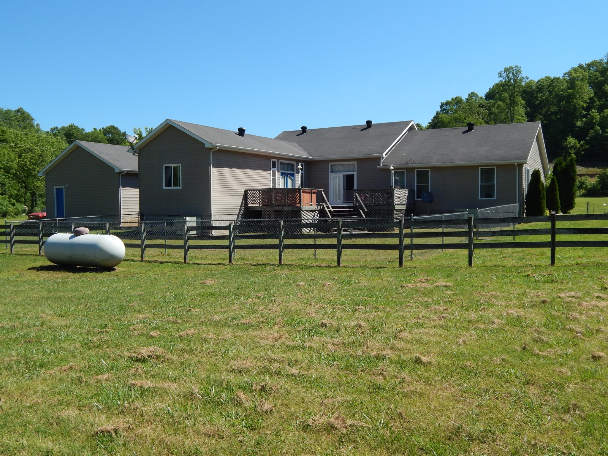 621 Simmons Branch Road Waynesboro, TN 38485 - Photo 5 of 30 Gallery Image 5