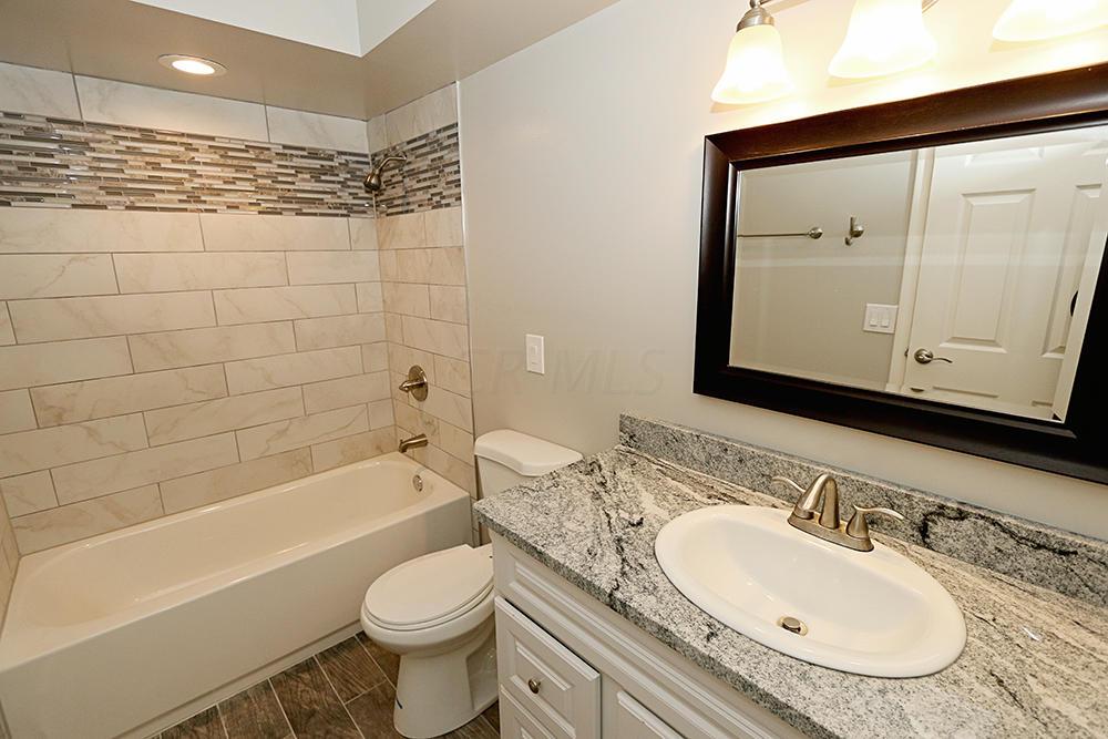 328 Wendell Road Southwest Reynoldsburg, OH 43068 - Photo 17 of 21