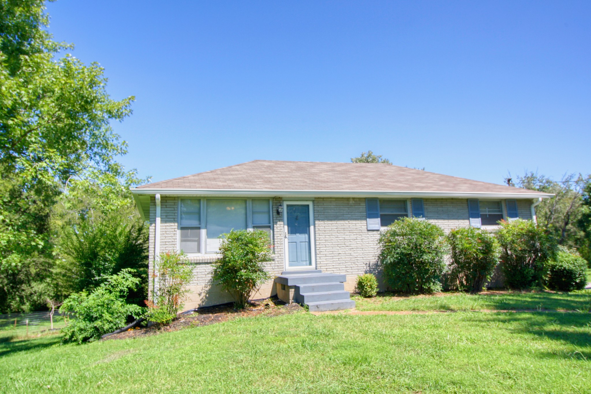 905 Apple Valley Road Madison, TN 37115 - Photo 1 of 15 Gallery Image 1