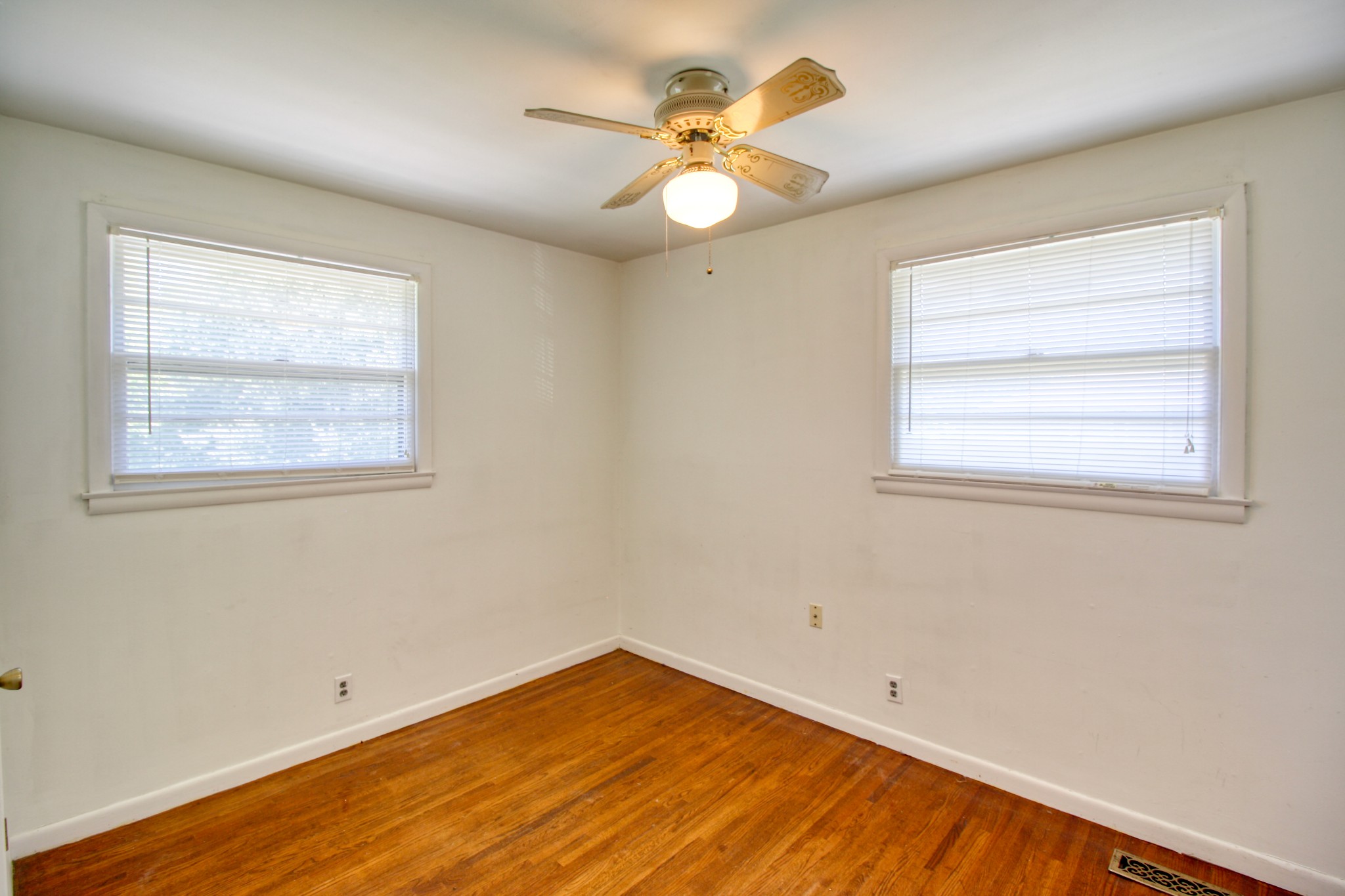 905 Apple Valley Road Madison, TN 37115 - Photo 8 of 15 Gallery Image 8