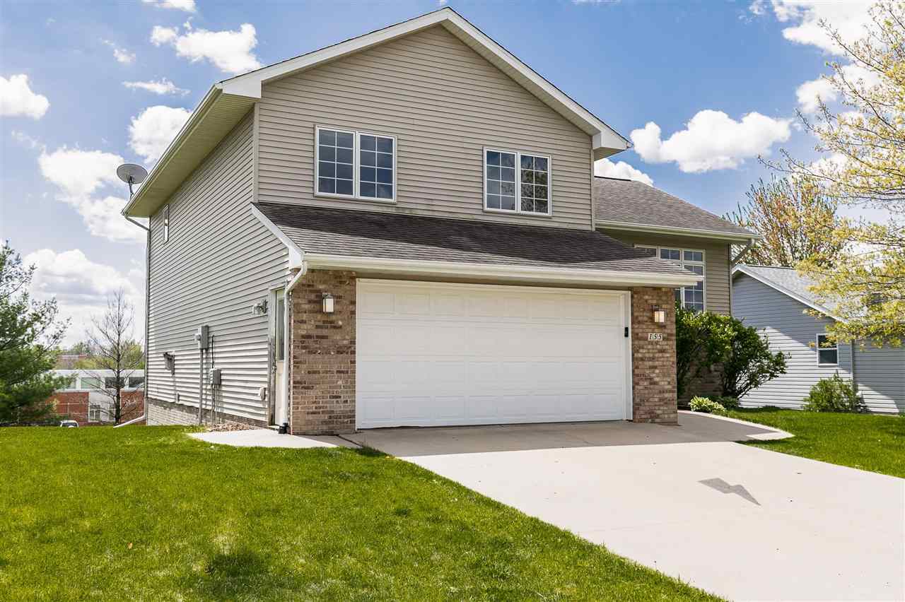 155 Windsor Road North Liberty, IA 52317 - Photo 2 of 39 Gallery Image 2