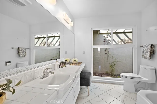 $1,195,000 | 408 Camino San Clemente, San Clemente, CA 92672