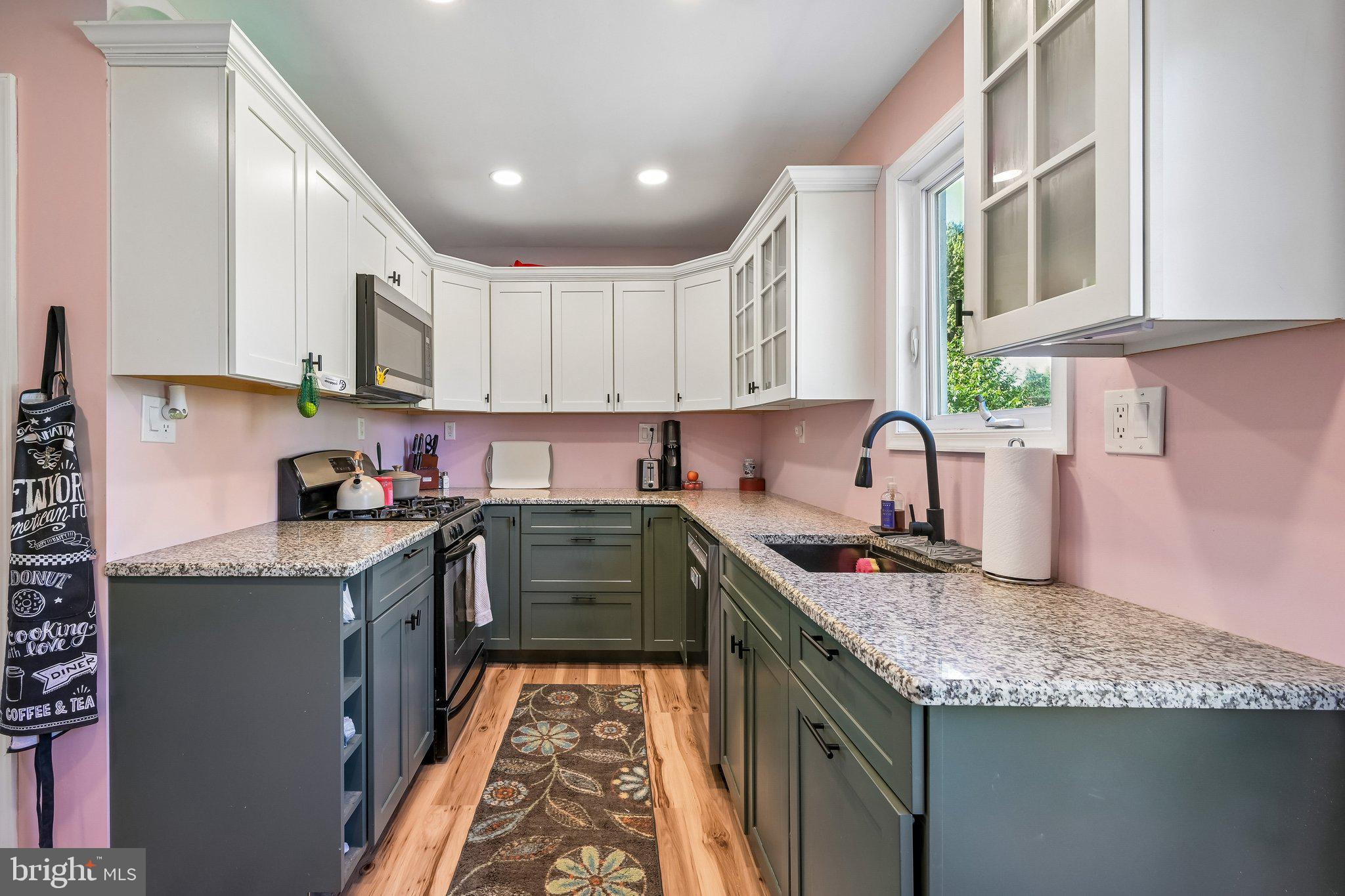 428 Flanders Road Burlington, NJ 08016 - Photo 6 of 21 kitchen