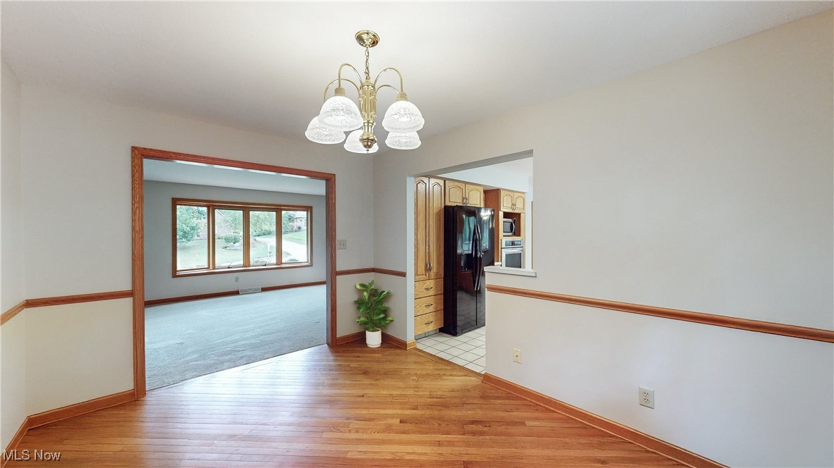 19206 Rashell Drive Bedford, OH 44146 - Photo 8 of 50