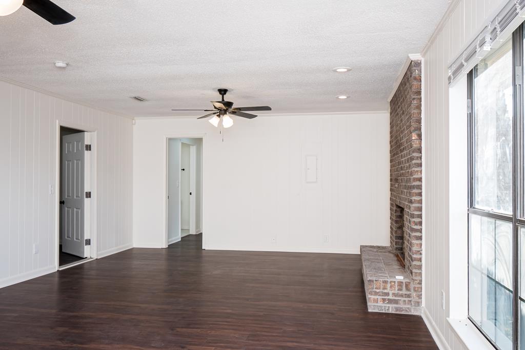 204 Pybus Road Cottonwood, AL 36320 - Photo 7 of 47