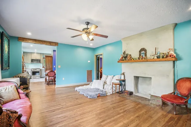 $542,900 | 6421 Clarksville Pike, Joelton, TN 37080