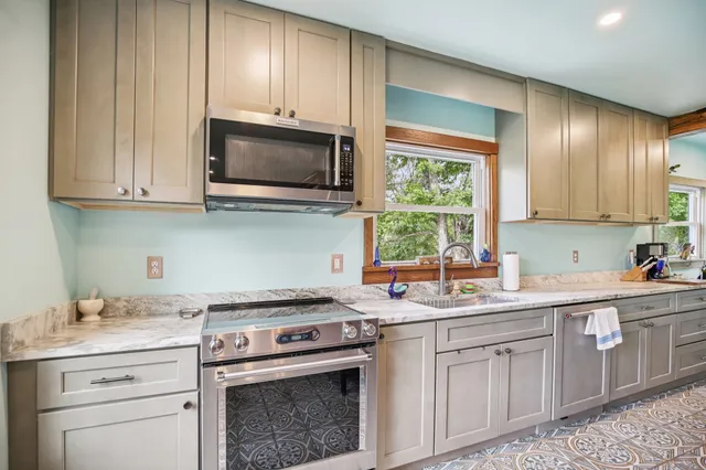 $542,900 | 6421 Clarksville Pike, Joelton, TN 37080