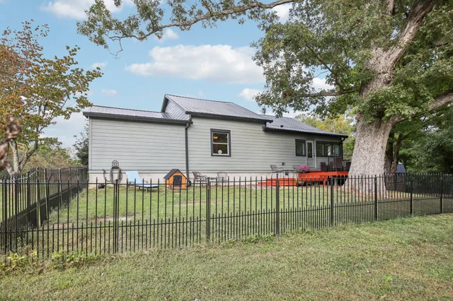 $542,900 | 6421 Clarksville Pike, Joelton, TN 37080