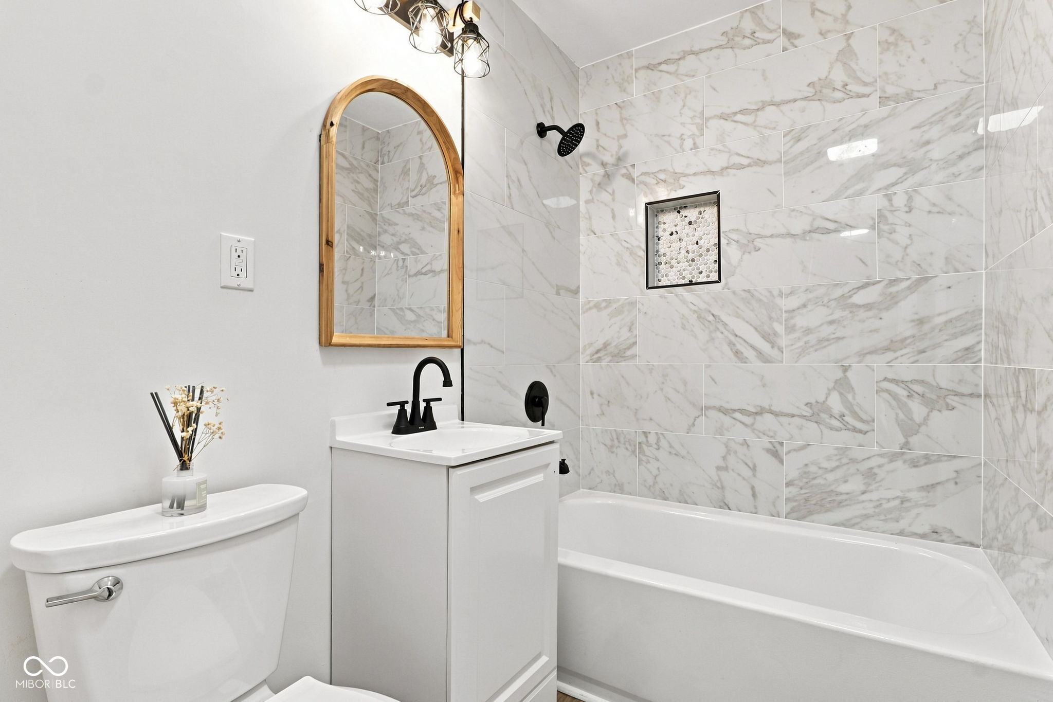3626 Lowry Road Indianapolis, IN 46222 - Photo 12 of 17 Gallery Image 12