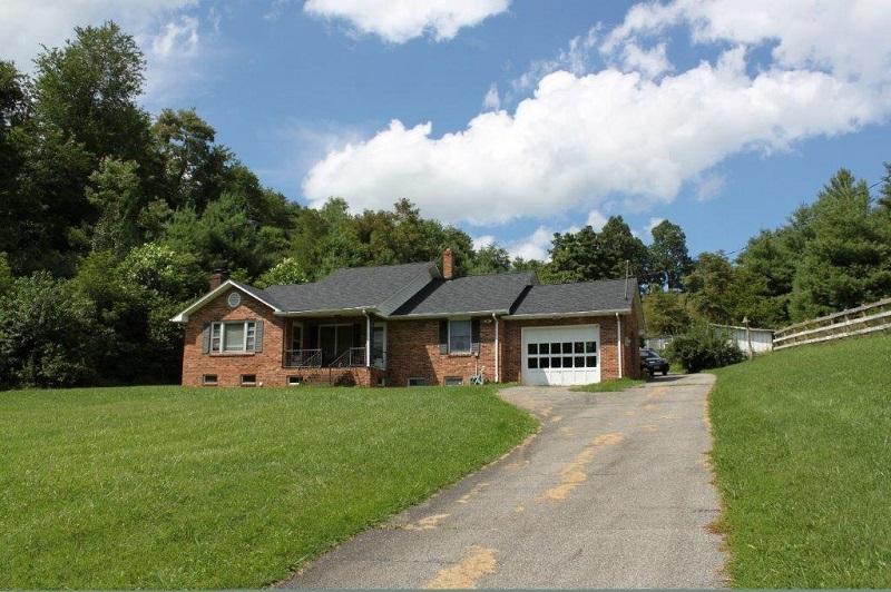 349 Cox Store Road Southwest Floyd, VA 24091 - Photo 2 of 47 Front