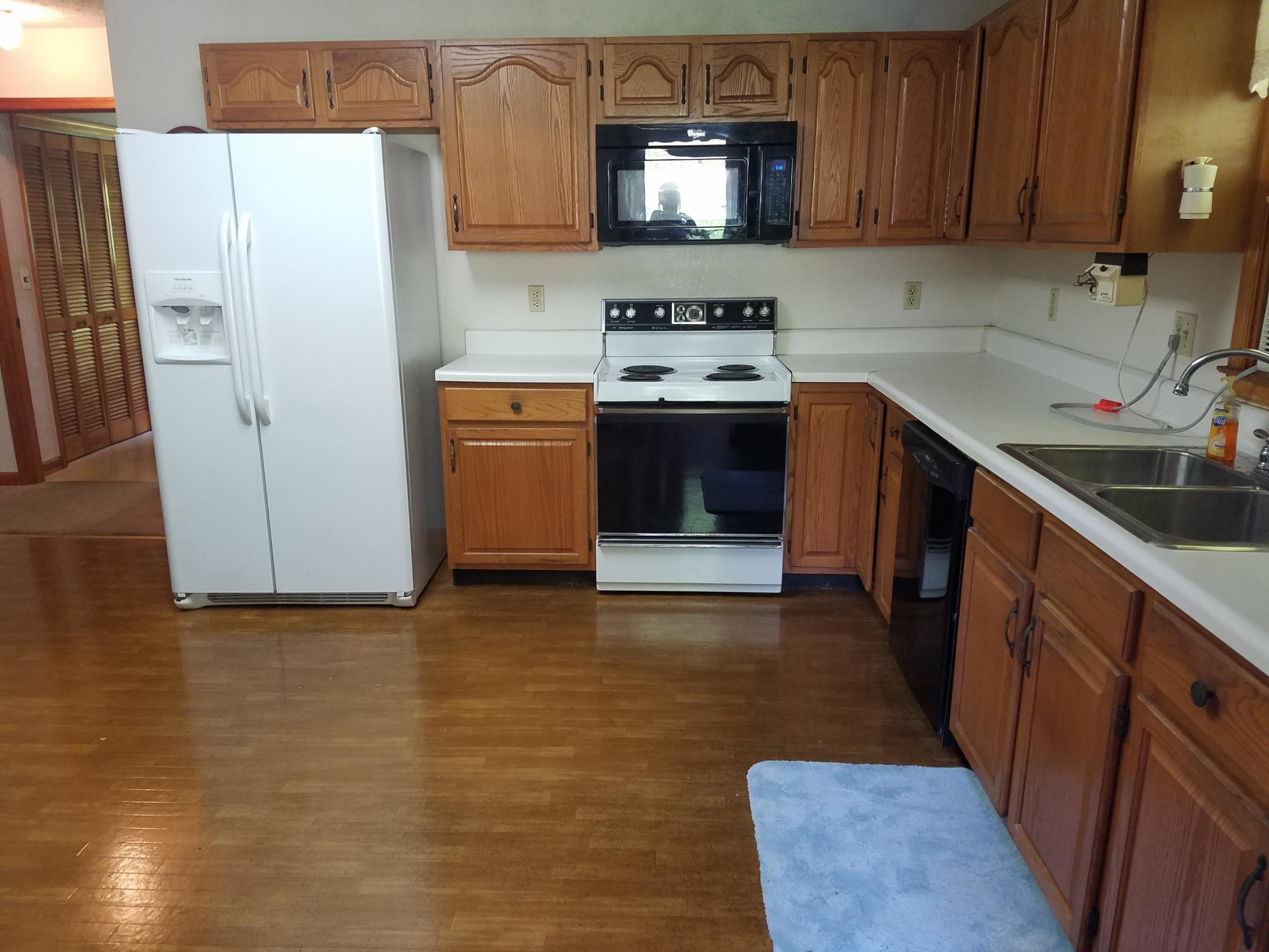 349 Cox Store Road Southwest Floyd, VA 24091 - Photo 19 of 47 Kitchen 2