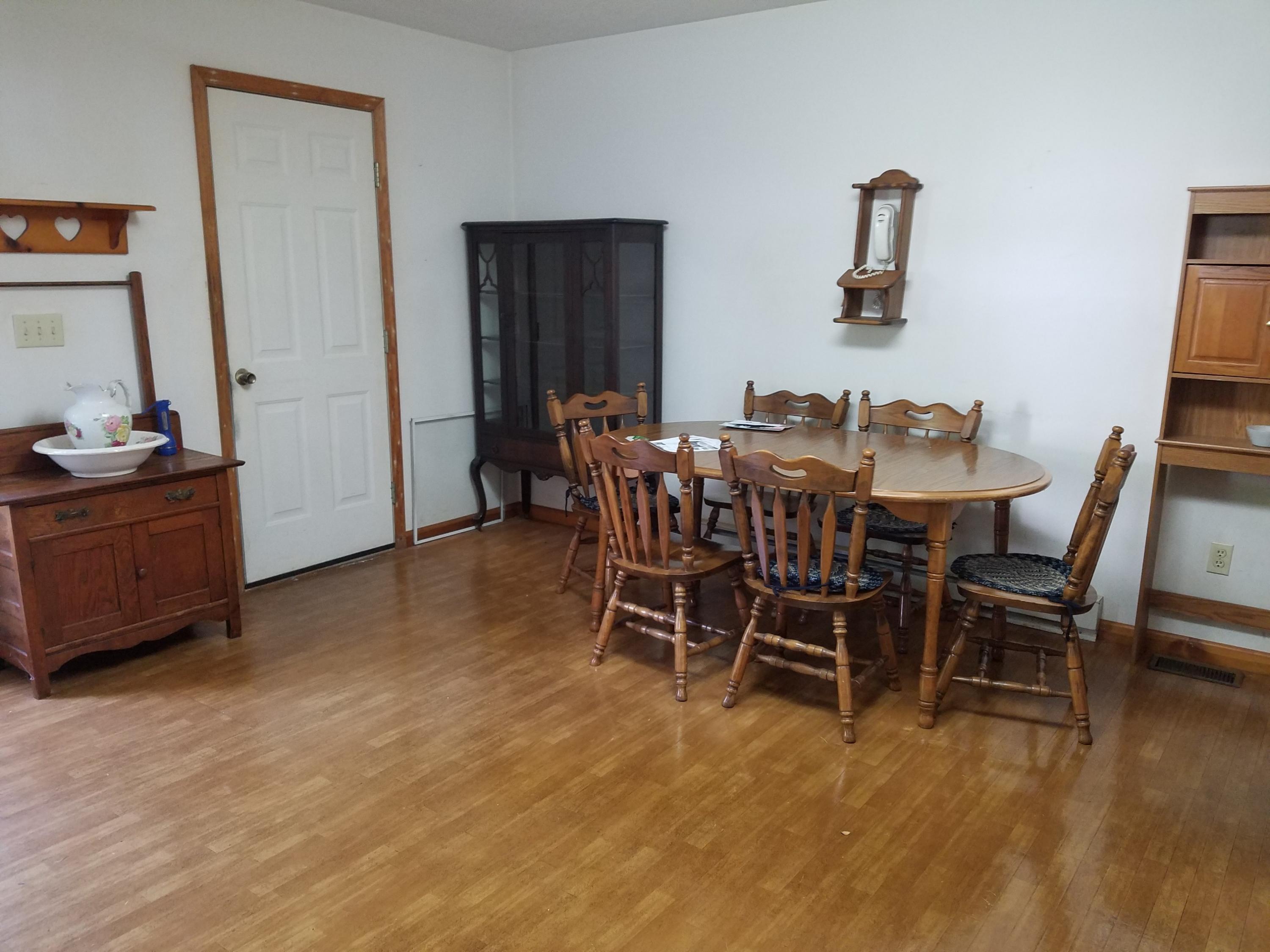 349 Cox Store Road Southwest Floyd, VA 24091 - Photo 23 of 47 Eat In 2