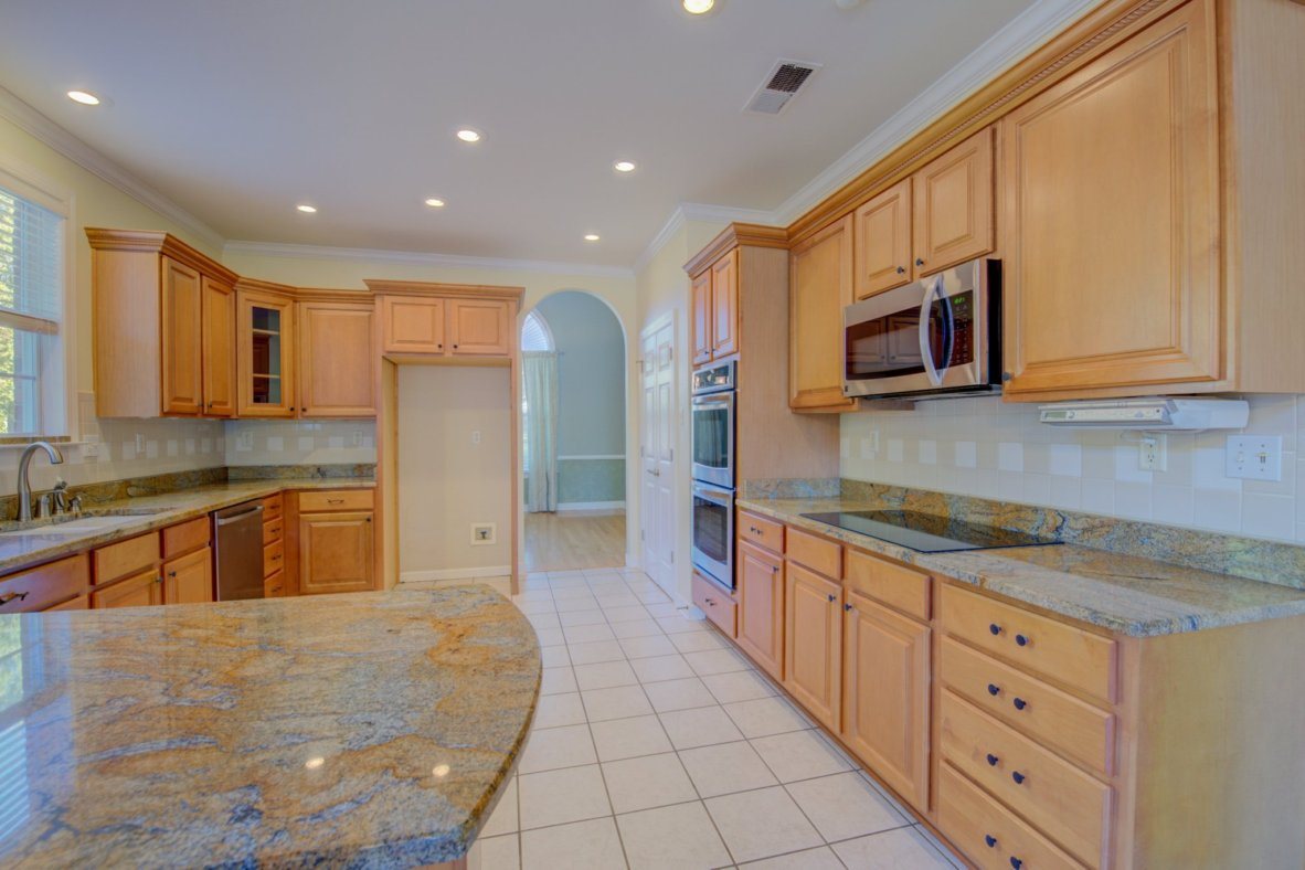 153 Kathy Circle Collierville, TN 38017 - Photo 8 of 23