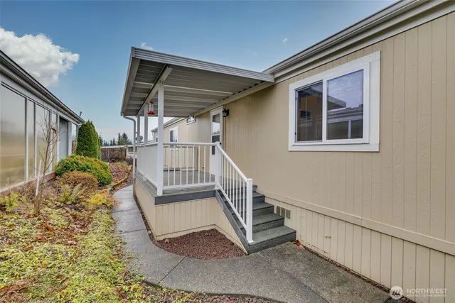 a view of building with swimming pool