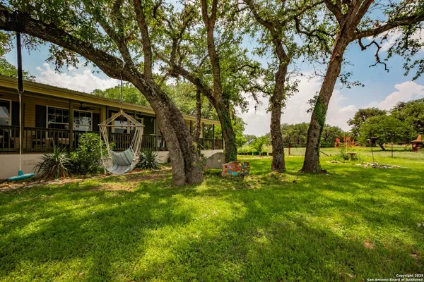 $359,000 | 26701 Fm 470, Utopia, TX 78884
