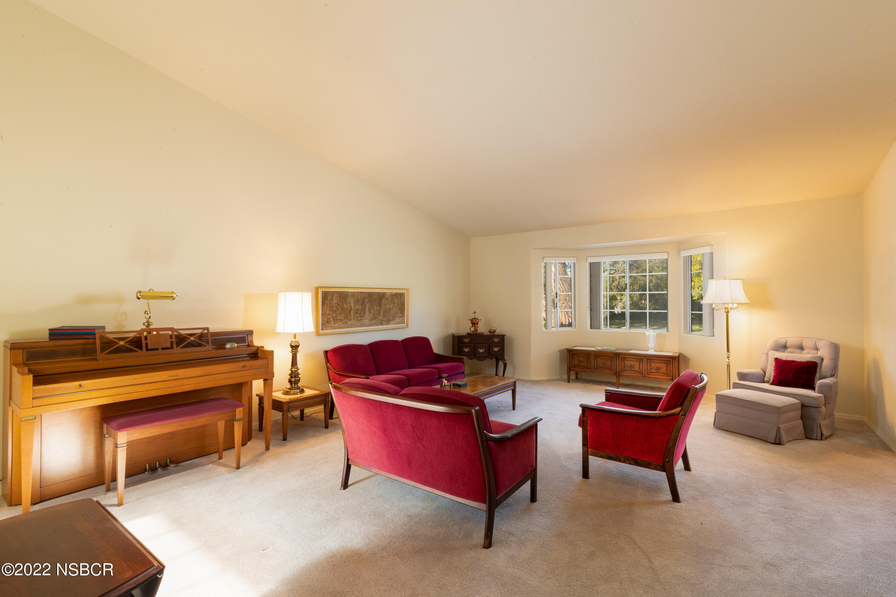 3185 Beck Road Lompoc, CA 93436 - Photo 4 of 27 a living room with furniture and a piano