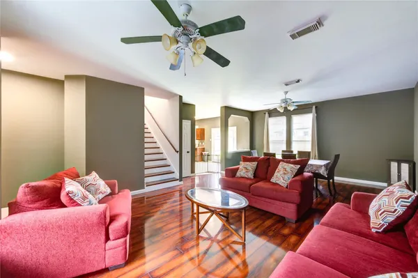 $255,900 | 907 Saginaw Bay Court, Spring, TX 77373