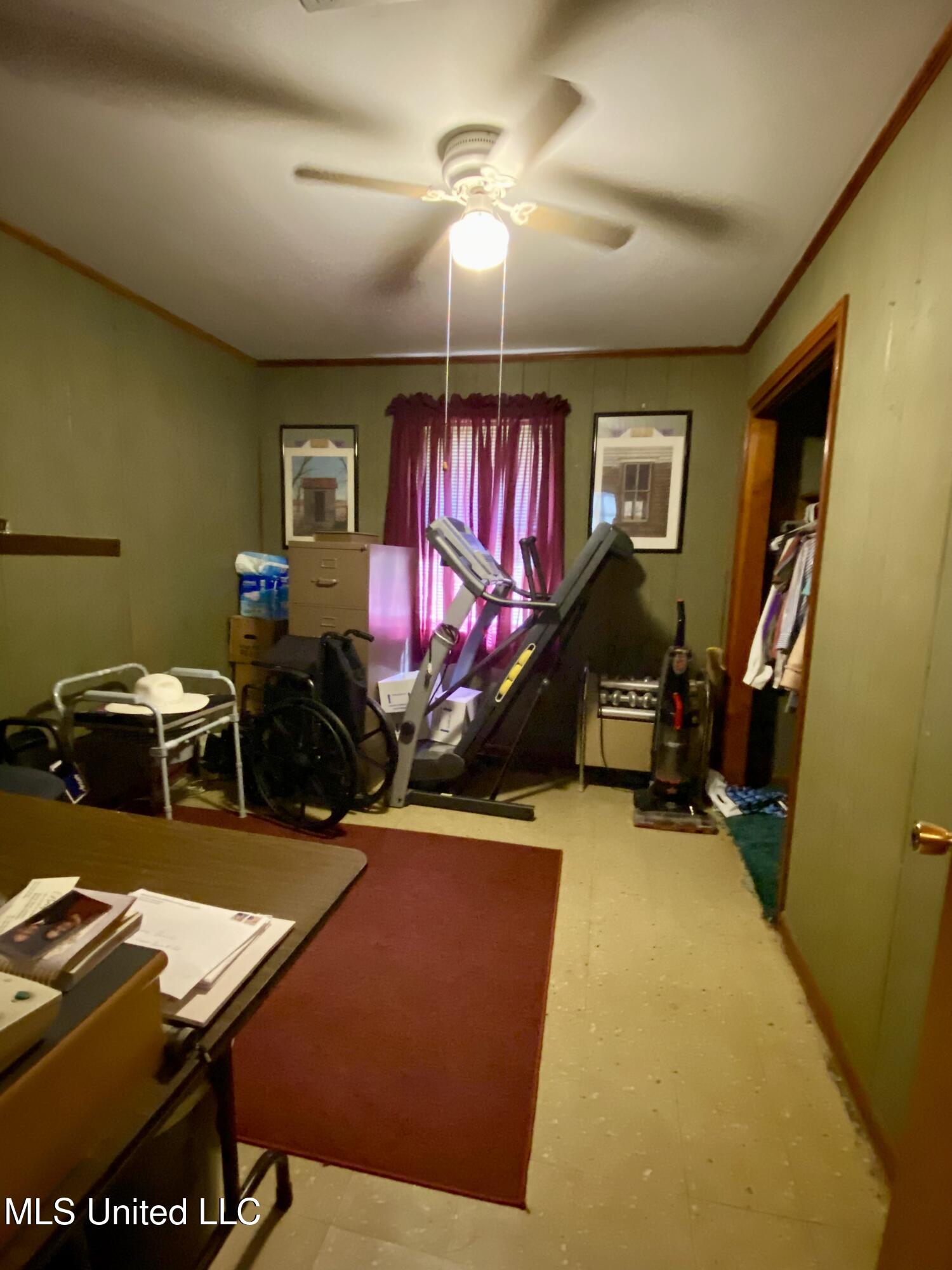 402 Grover Barrett Road Picayune, MS 39466 - Photo 20 of 33 20, IMG_5627