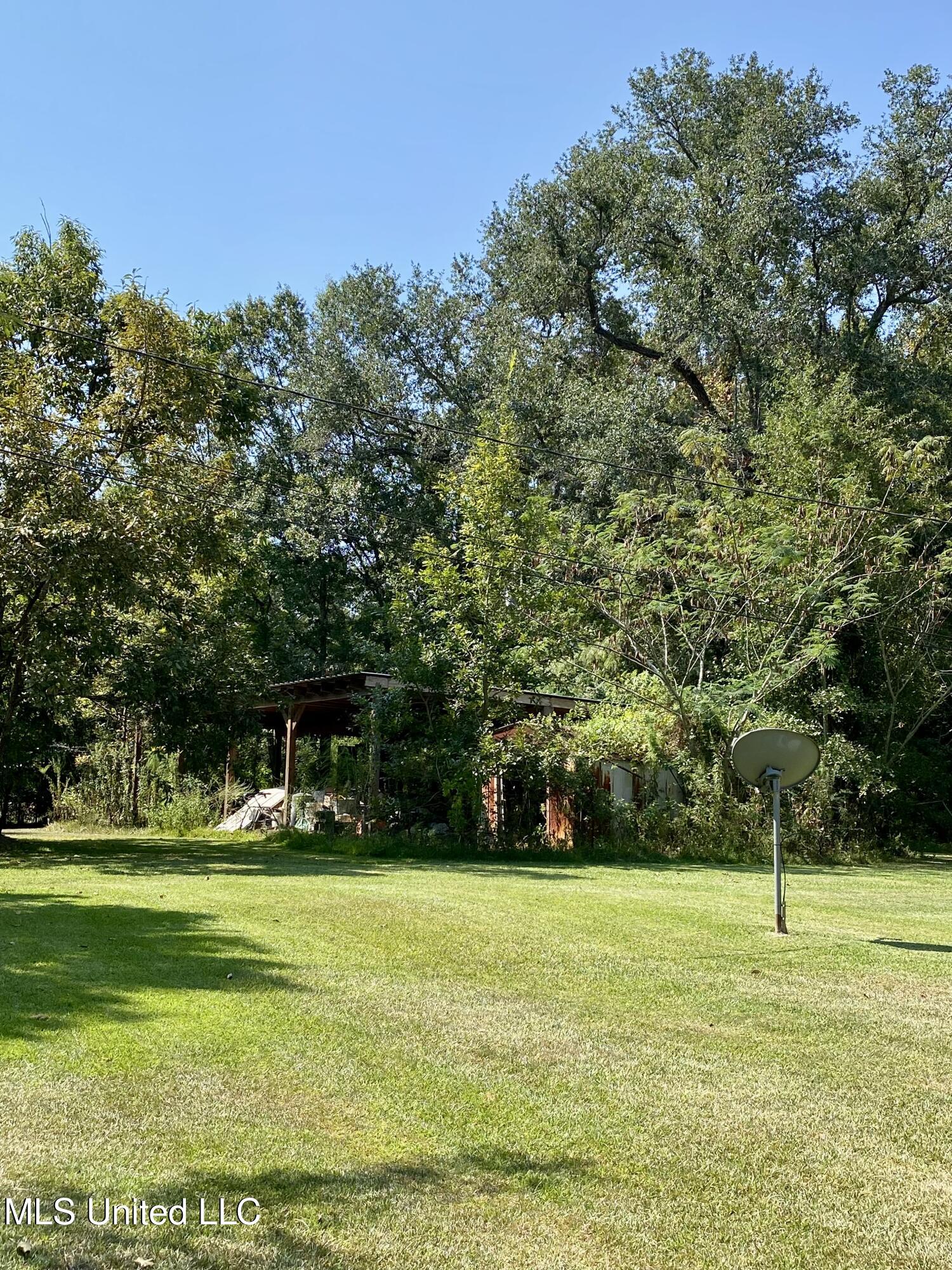 402 Grover Barrett Road Picayune, MS 39466 - Photo 28 of 33 28, IMG_5635