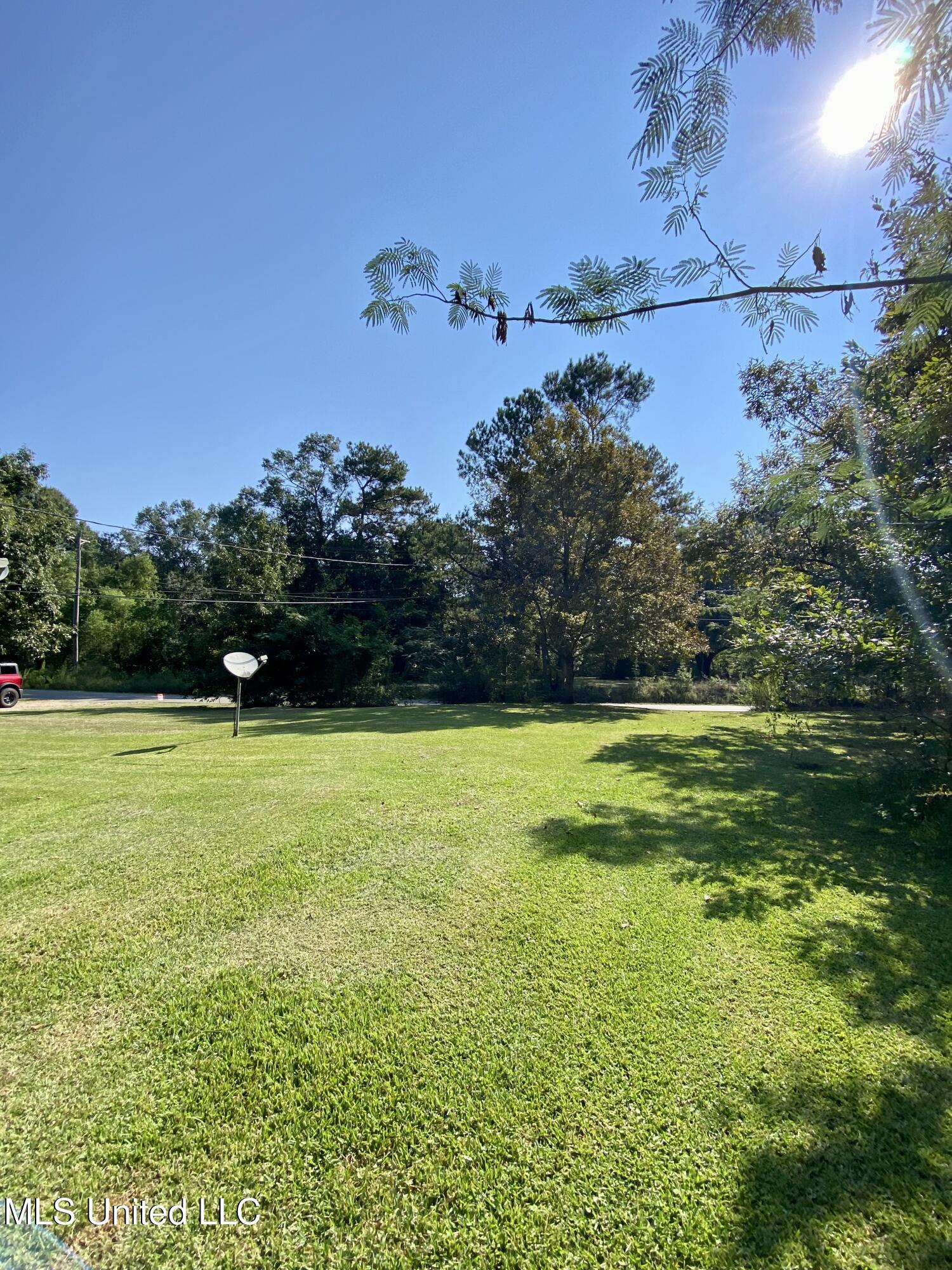 402 Grover Barrett Road Picayune, MS 39466 - Photo 29 of 33 29, IMG_5605