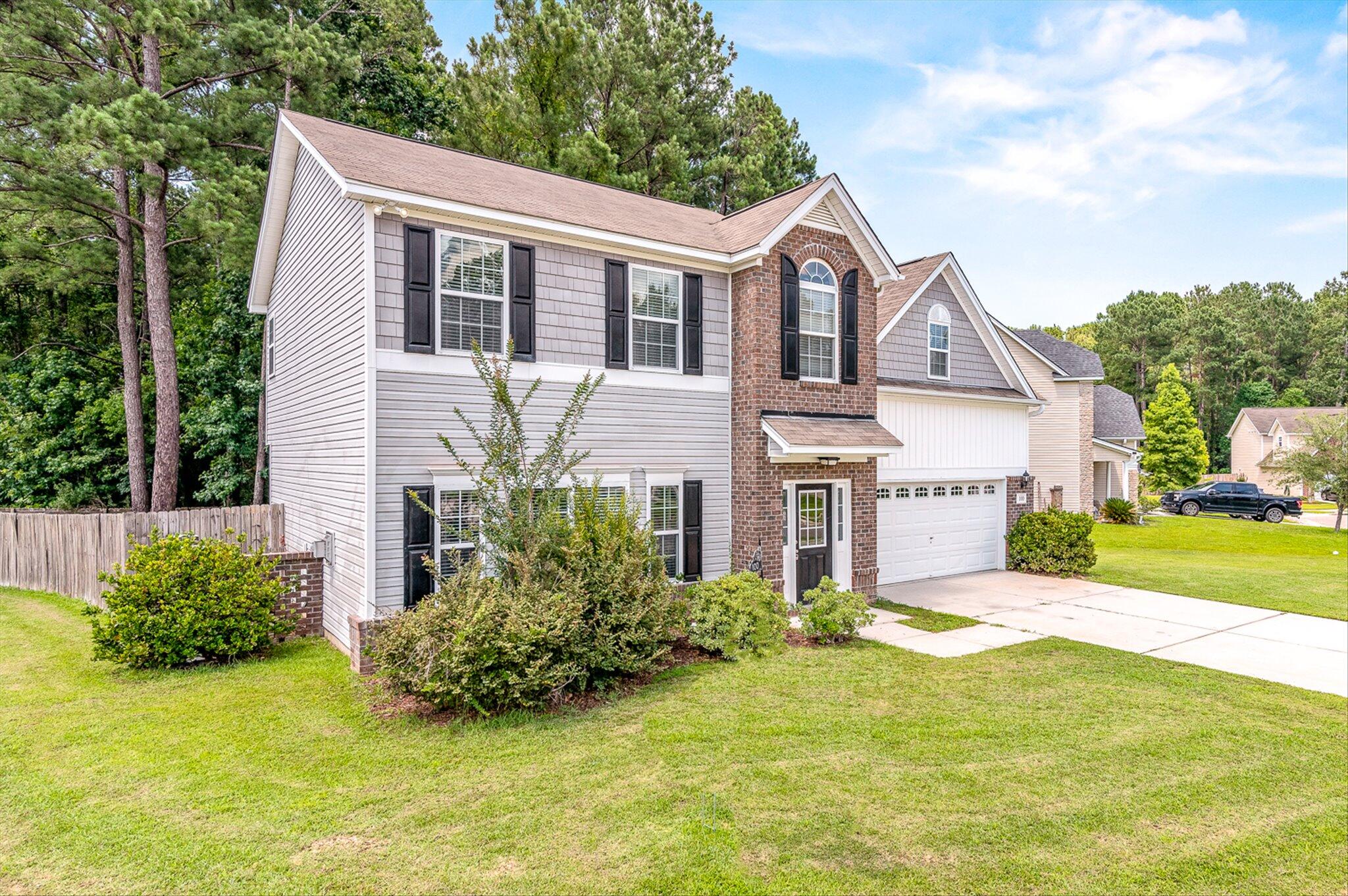100 Hidden Forest Court Moncks Corner, SC 29461 - Photo 3 of 34 156-100 Hidden Forest _e-3