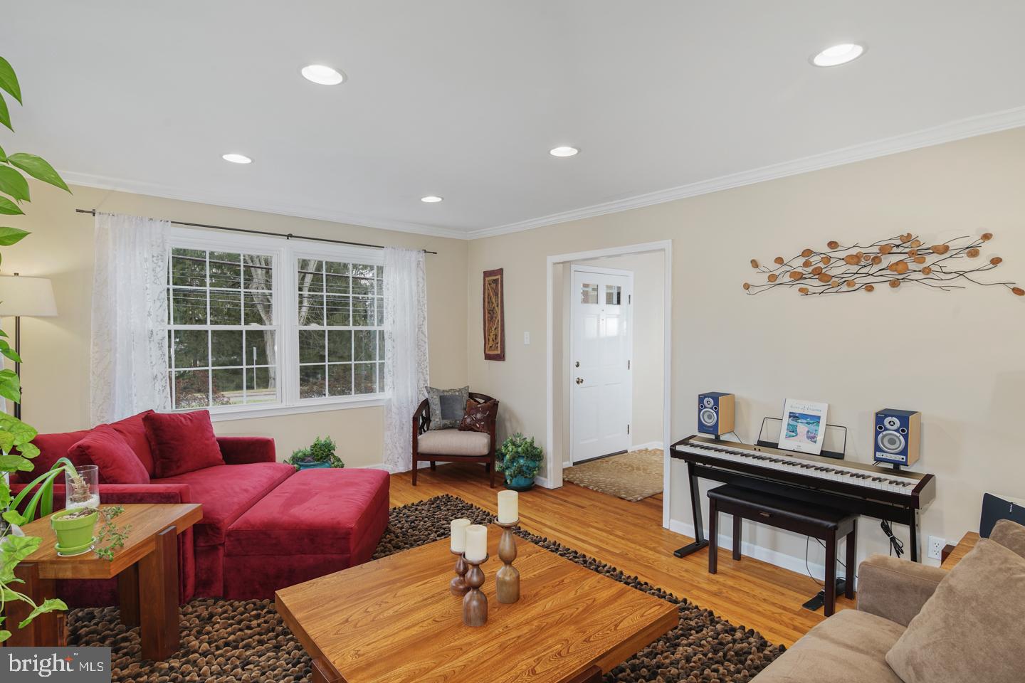 825 Upper Gulph Road Wayne, PA 19087 - Photo 3 of 33