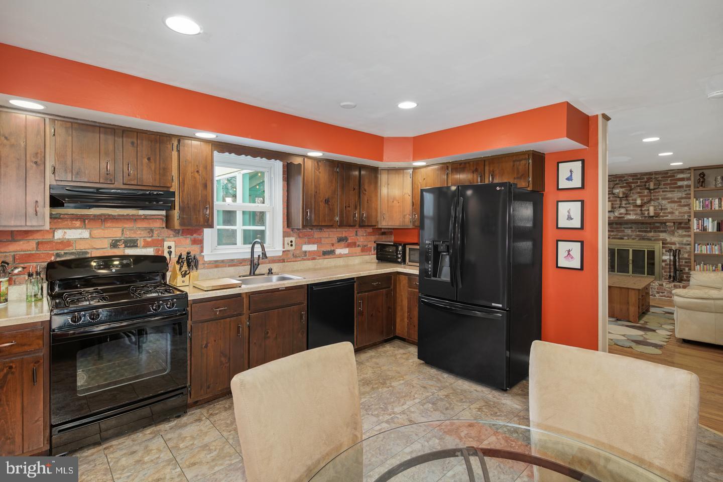 825 Upper Gulph Road Wayne, PA 19087 - Photo 9 of 33