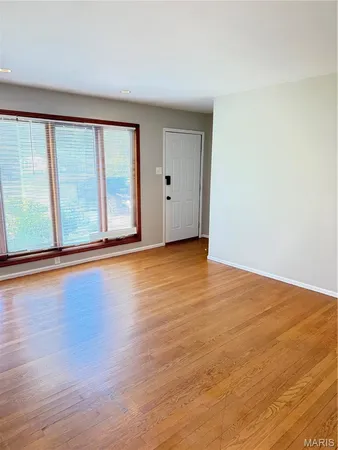 $2,100 | 1125 Florland Drive, Florissant, MO 63031