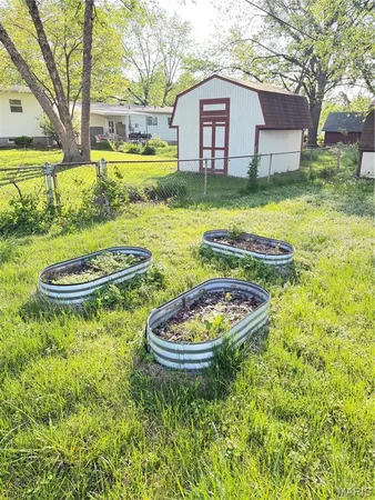$2,100 | 1125 Florland Drive, Florissant, MO 63031
