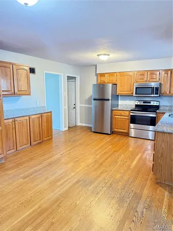 $2,100 | 1125 Florland Drive, Florissant, MO 63031