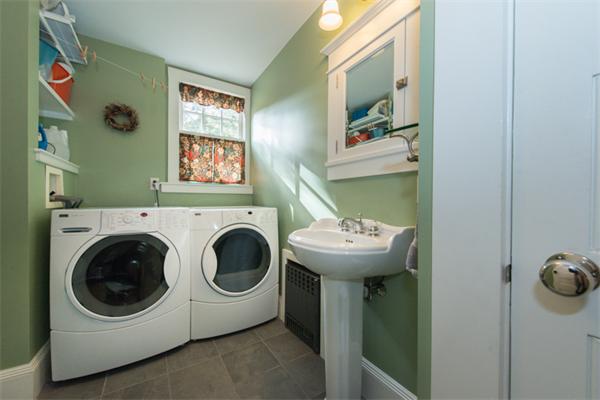 27 Brantwood Road Arlington, MA 02476 - Photo 13 of 30 Gallery Image 13